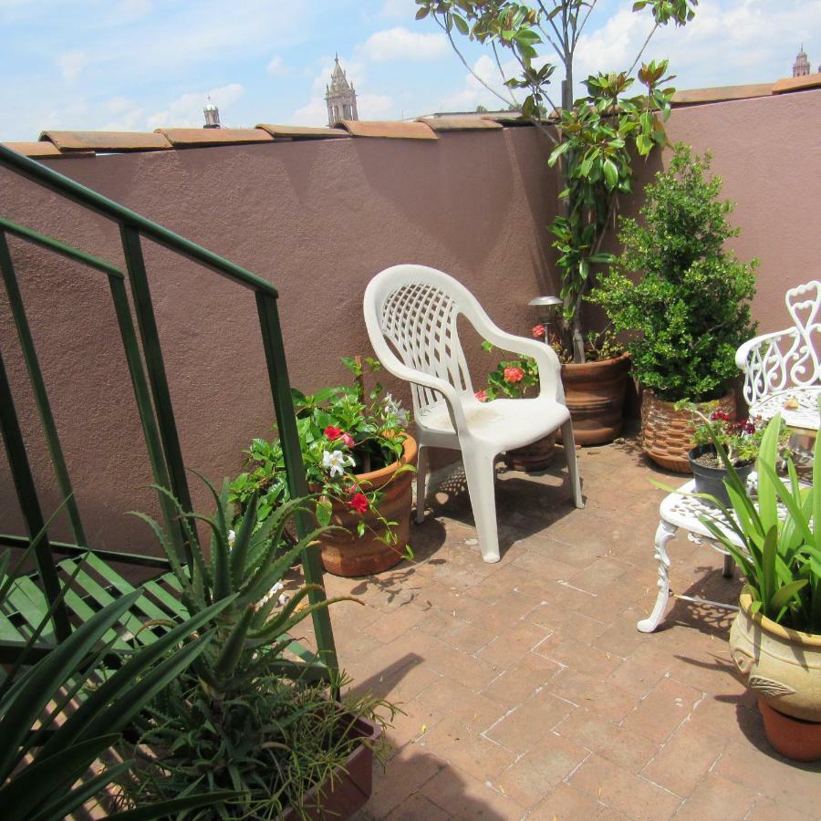 Hostal Casa Castillo Morelia Exterior photo